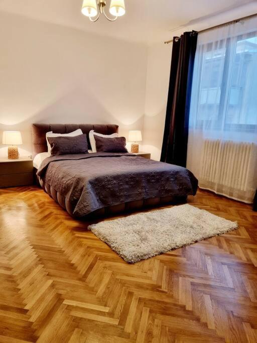 Cozy Apartment Near City Center Bukurešť Exteriér fotografie