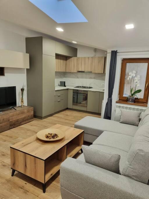 Cozy Apartment Near City Center Bukurešť Exteriér fotografie