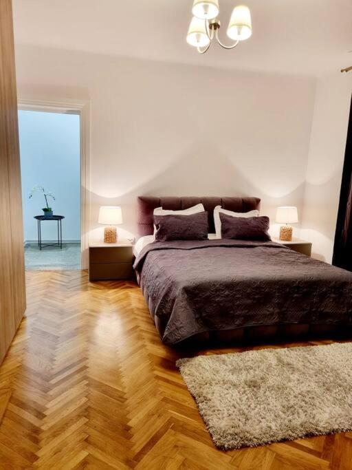 Cozy Apartment Near City Center Bukurešť Exteriér fotografie